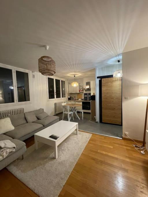 Appartement - Dijon Bagian luar foto